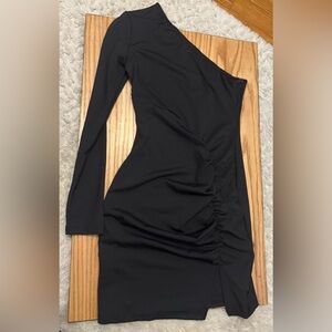 Chic Black One-Shoulder Cocktail Mini Dress